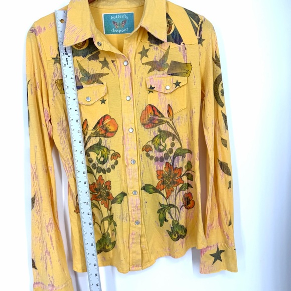 🔥Vtg Y2K Butterfly Dropout Yellow Graphic Pearl Snap Floral Western Button Shirt - Picture 9 of 14
